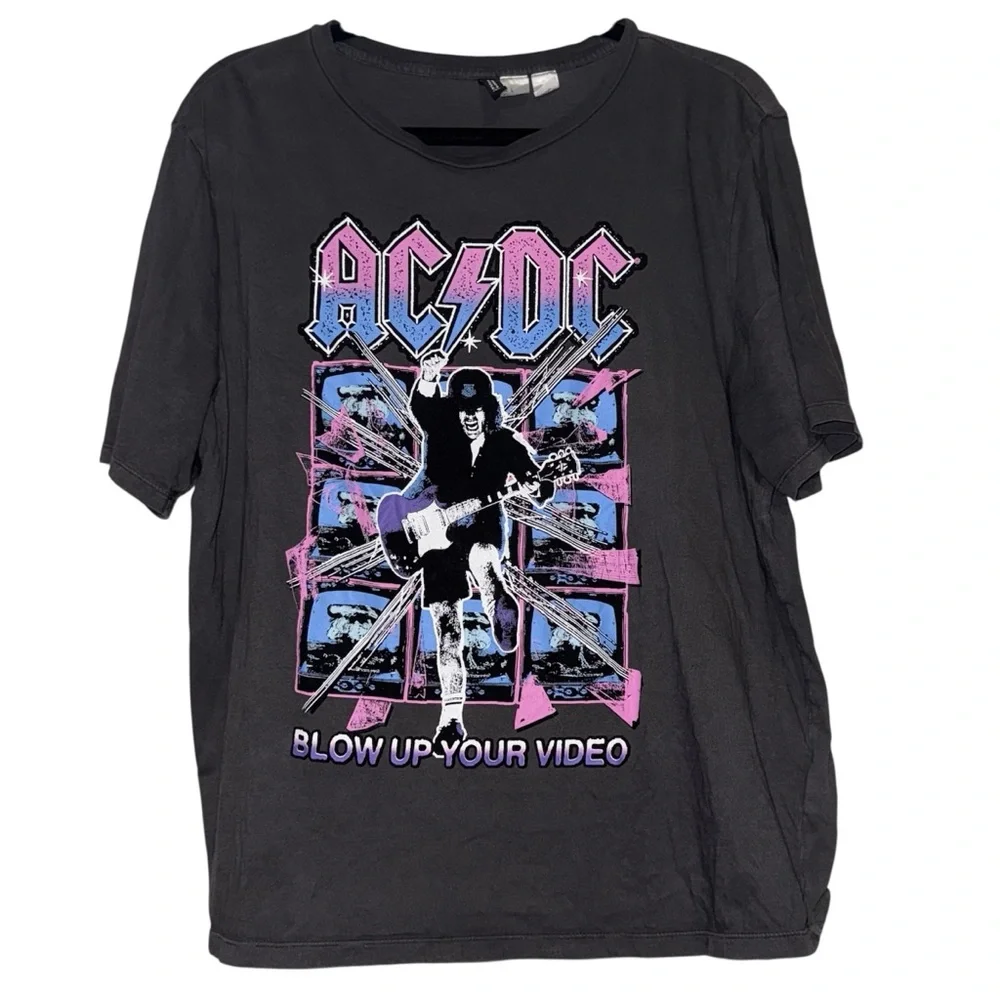 Divided AC/DC “Blow Up Your Video” World Tour Graphic Large T-shirt - Picture 1 of 4